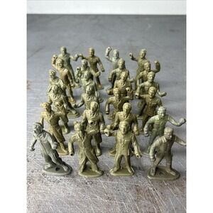 Vintage Lot 1960s MPC Ring Hand Playset‎ Plastic Figures Green Shades Lot Of 24